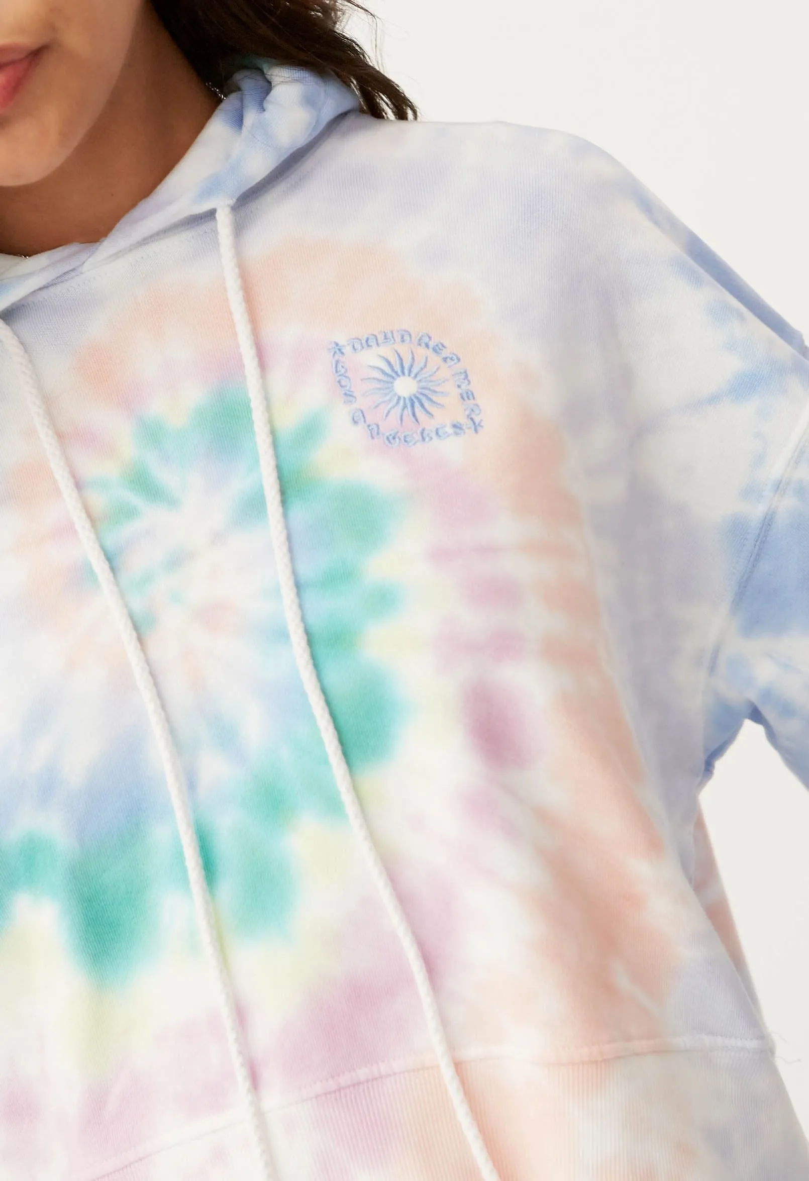 LA EYEHOODIE IN PRISMATIC TIE DYE