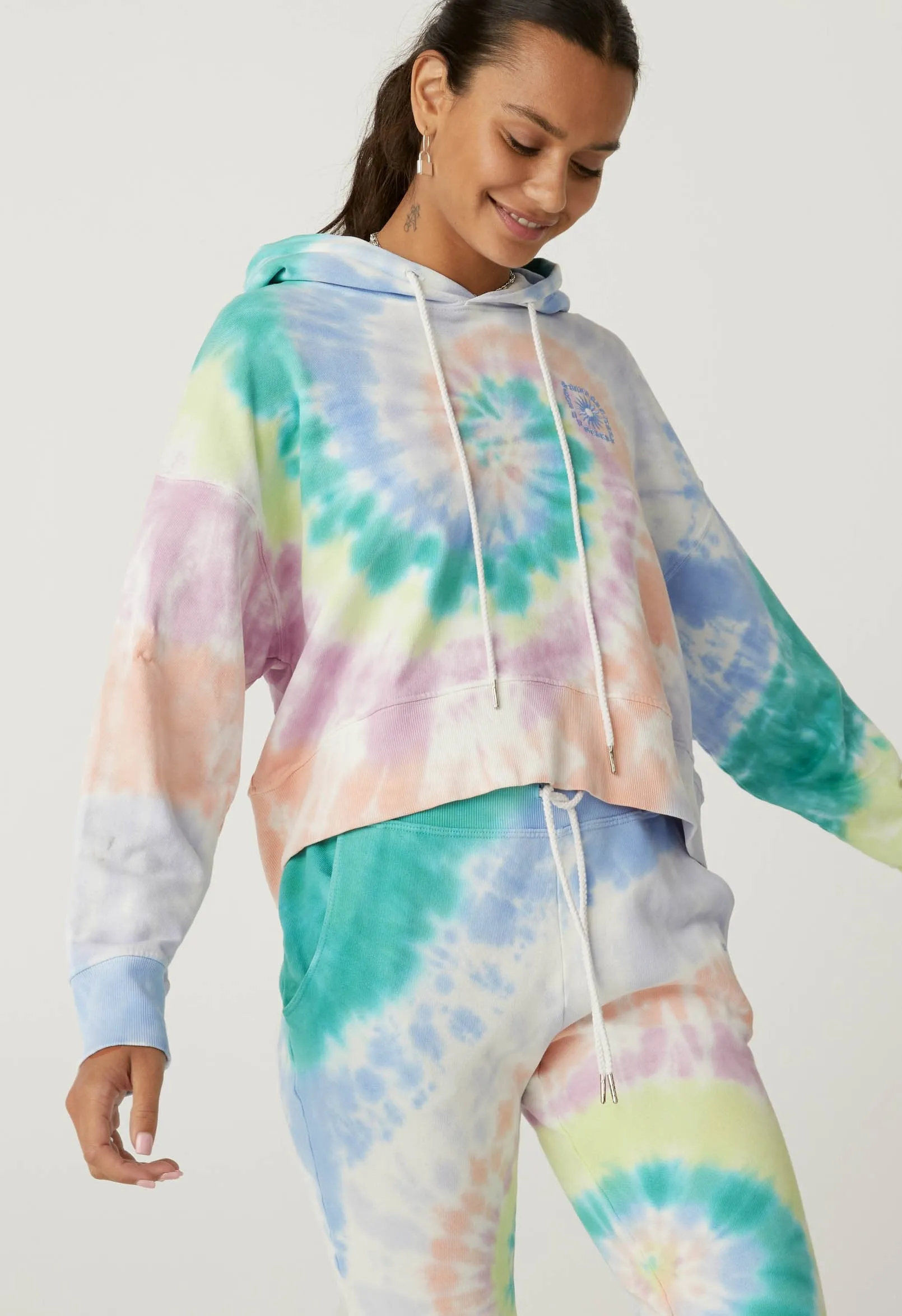 LA EYEHOODIE IN PRISMATIC TIE DYE