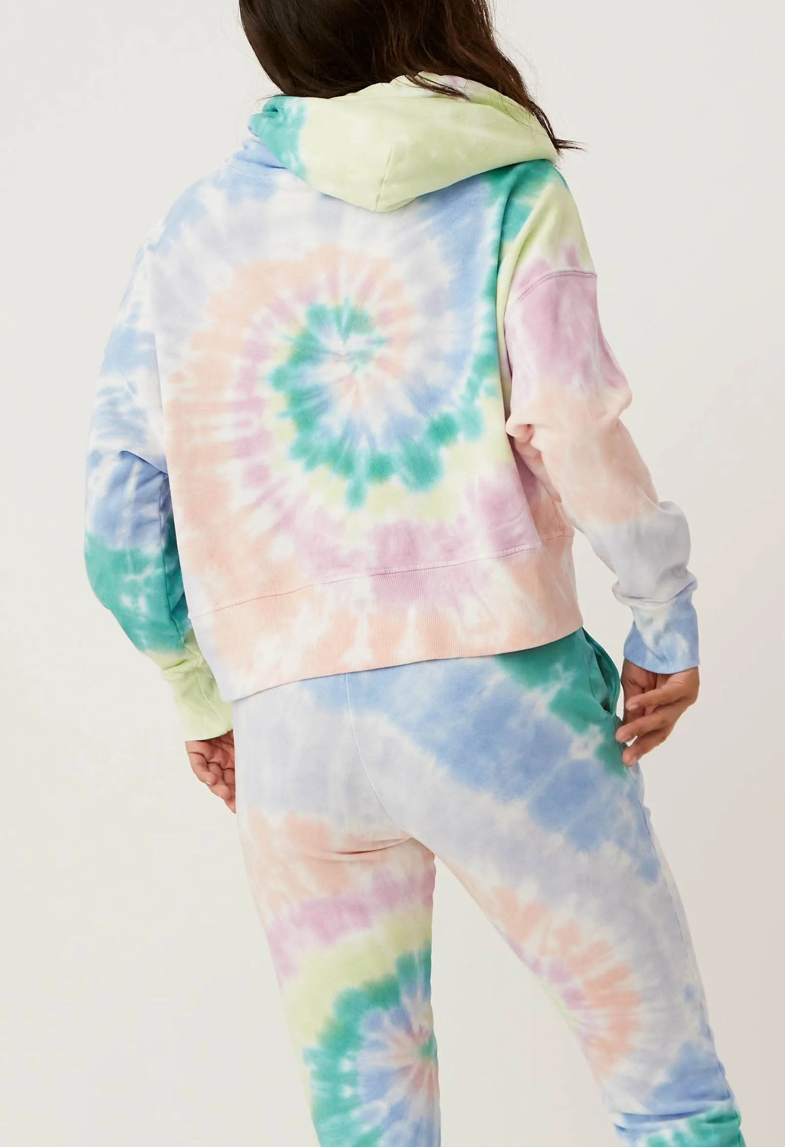 LA EYEHOODIE IN PRISMATIC TIE DYE